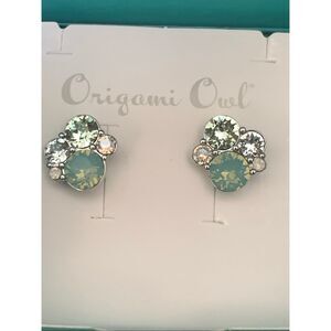 Origami Owl Mint Green Opal Shade Earrings #spring #Easter